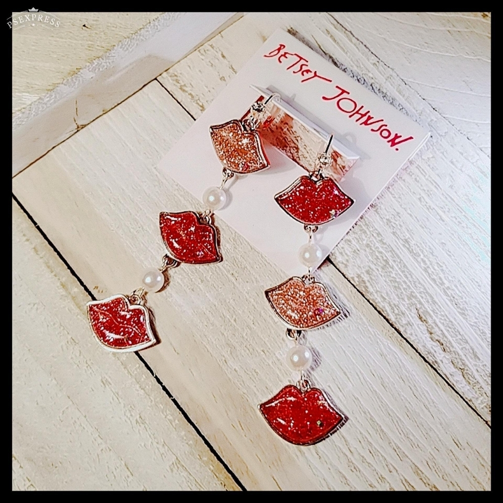 Betsey Johnson Mismatched Glitter Lips Earrings